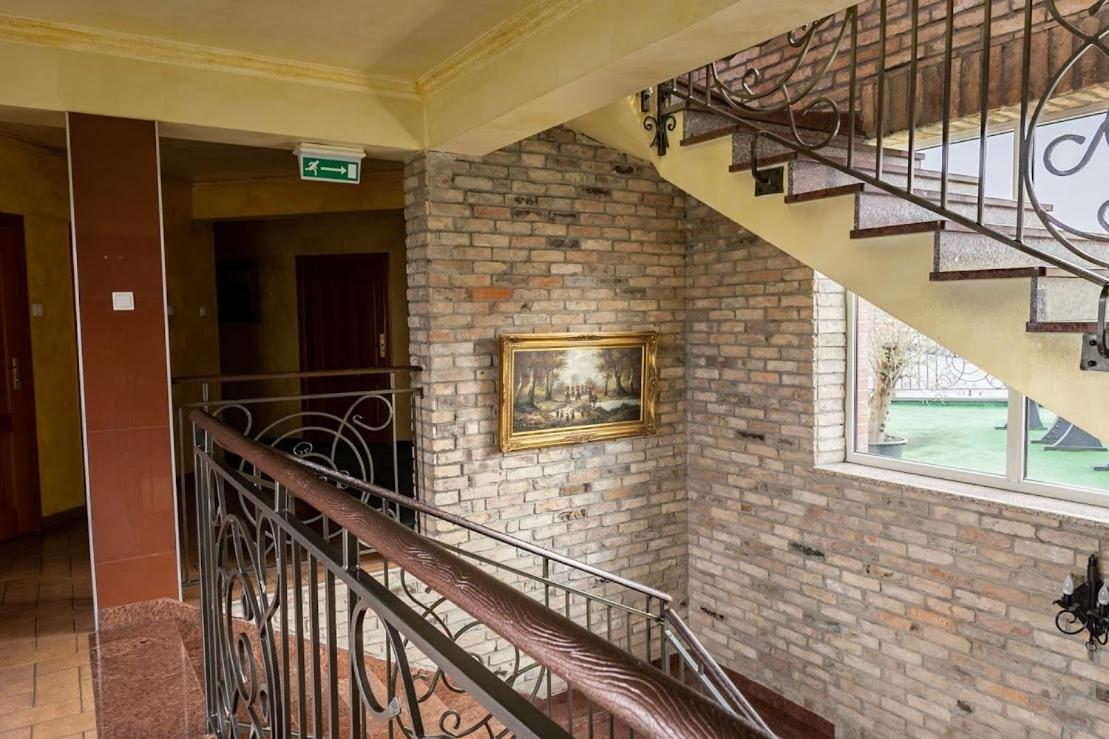 קוסטרזין נאד אודרה Hotel Bastion מראה חיצוני תמונה