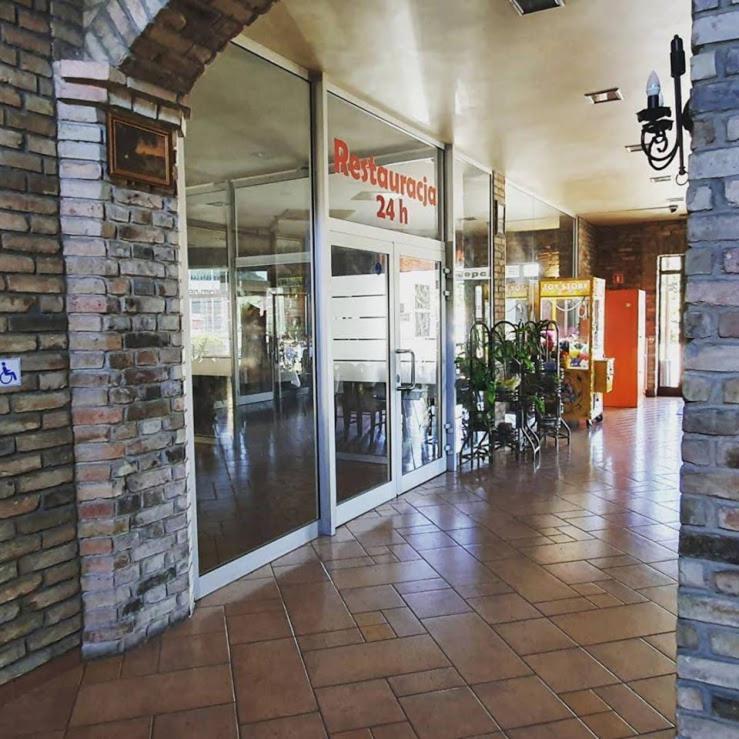 קוסטרזין נאד אודרה Hotel Bastion מראה חיצוני תמונה