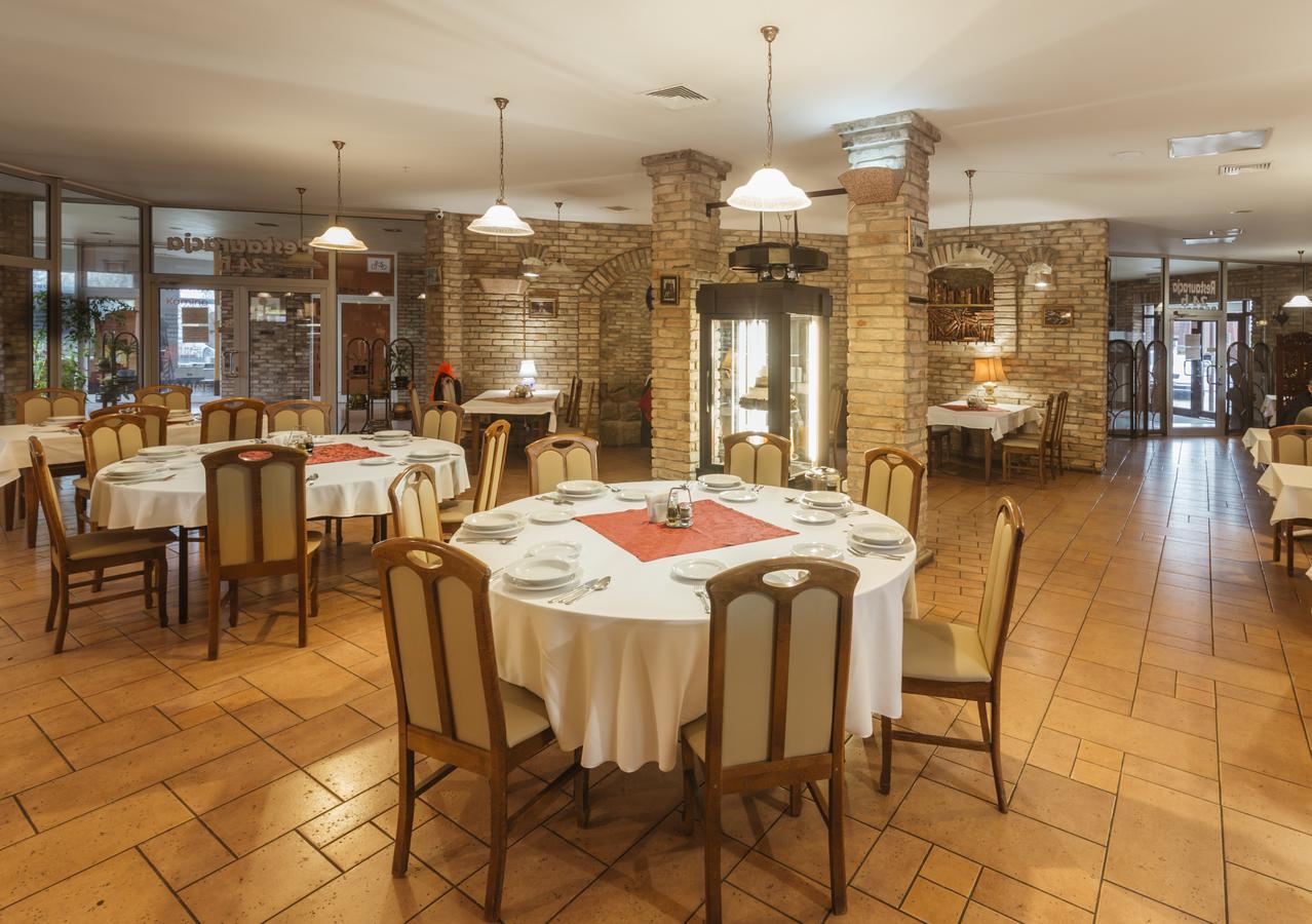קוסטרזין נאד אודרה Hotel Bastion מראה חיצוני תמונה