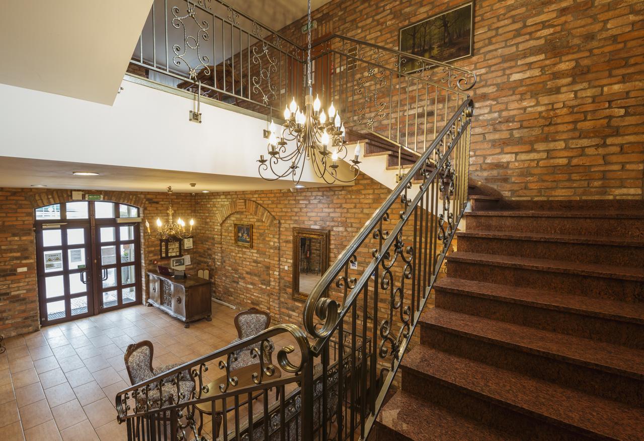 קוסטרזין נאד אודרה Hotel Bastion מראה חיצוני תמונה
