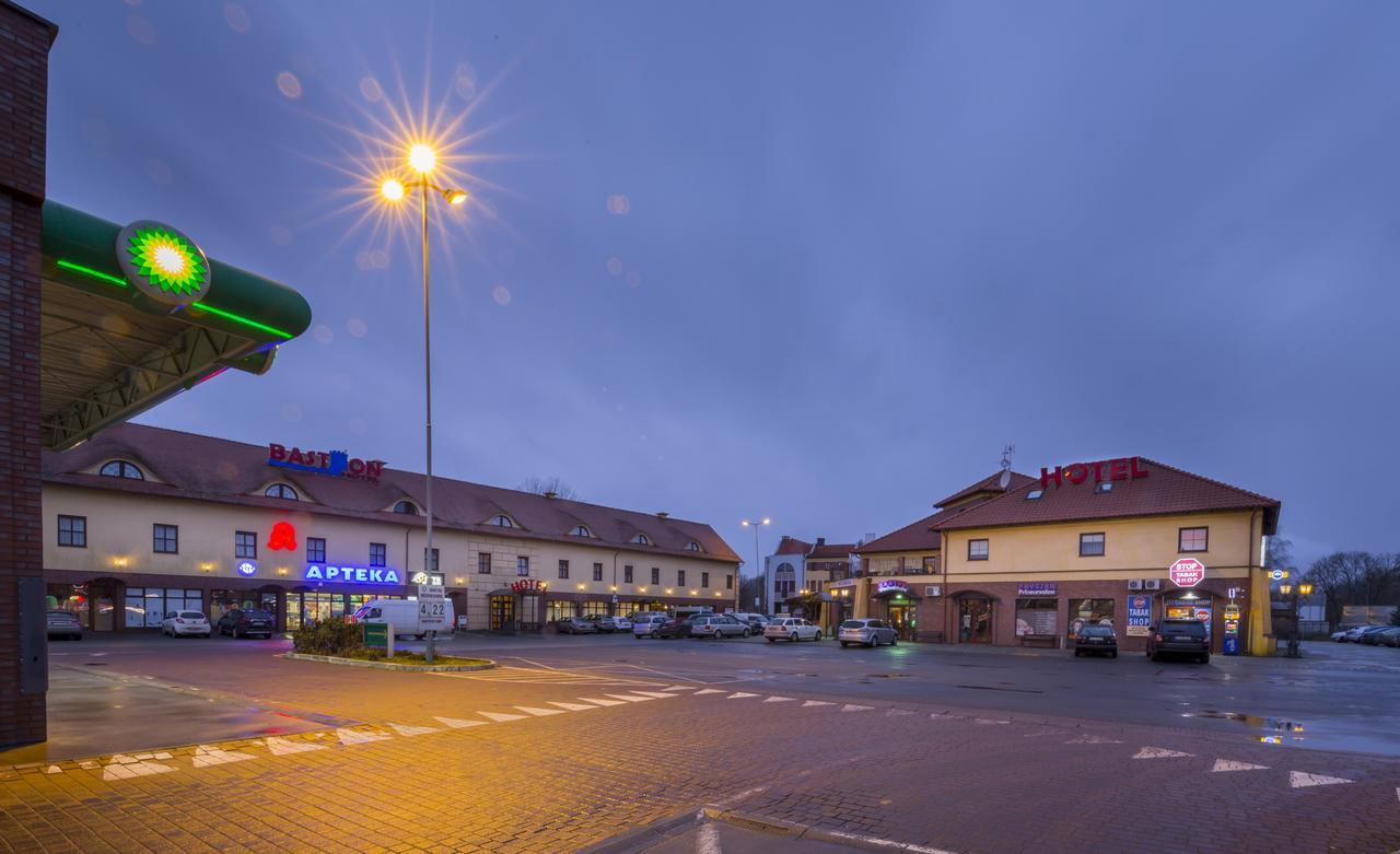 קוסטרזין נאד אודרה Hotel Bastion מראה חיצוני תמונה