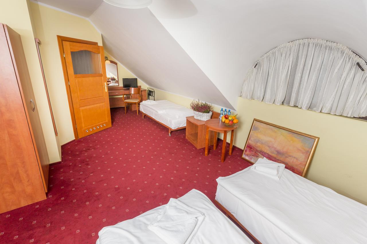 קוסטרזין נאד אודרה Hotel Bastion מראה חיצוני תמונה